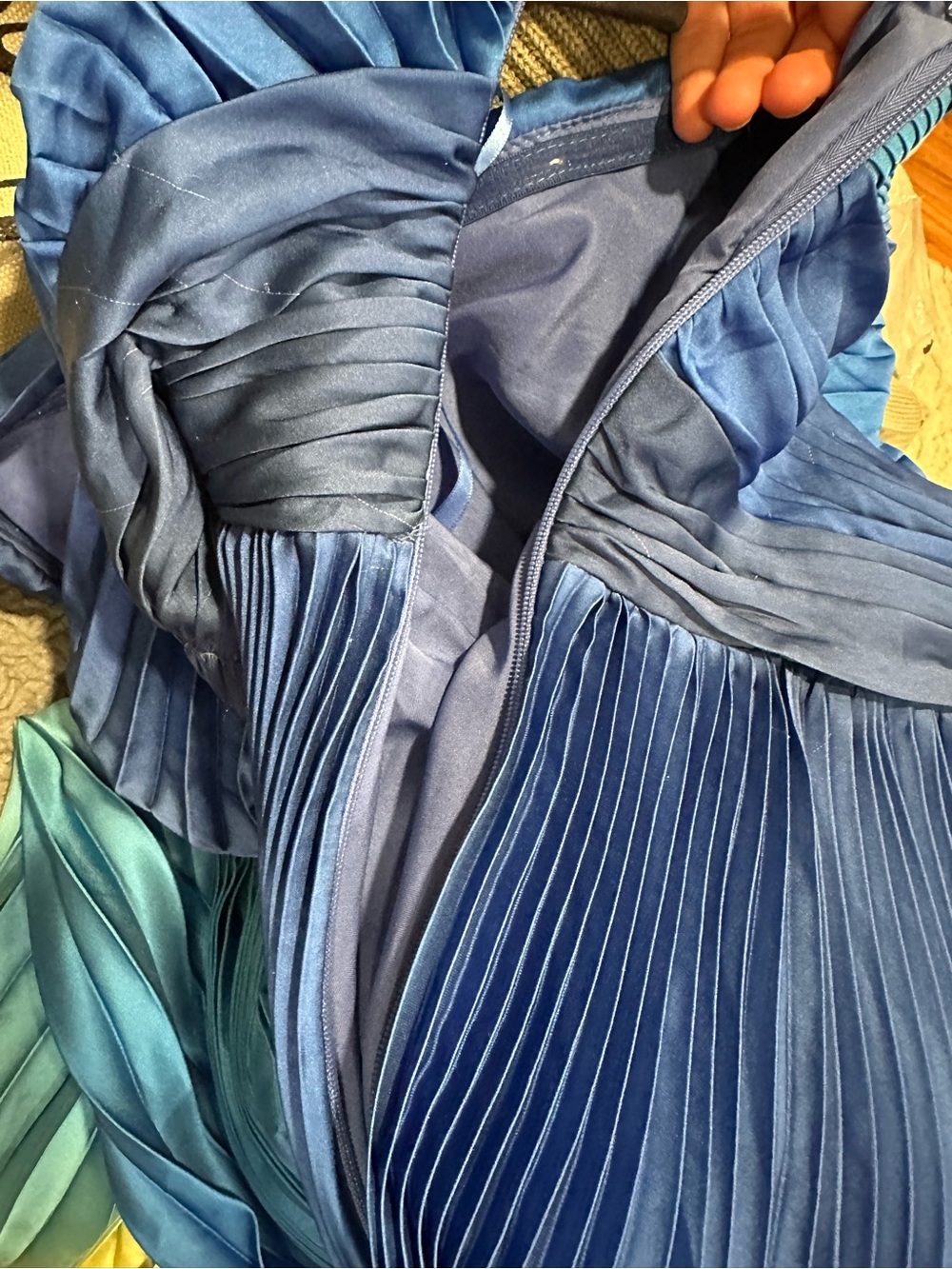 Mac Duggal 49903 Blue Pleated Charmeuse One Shoulder Ombre Gown sz 4 - Picture 14 of 14